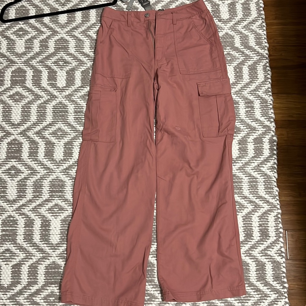 Pink baggy cargo pants